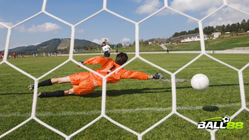 Hãy dựa vào tính chất của trận đấu để soi kèo phạt đền